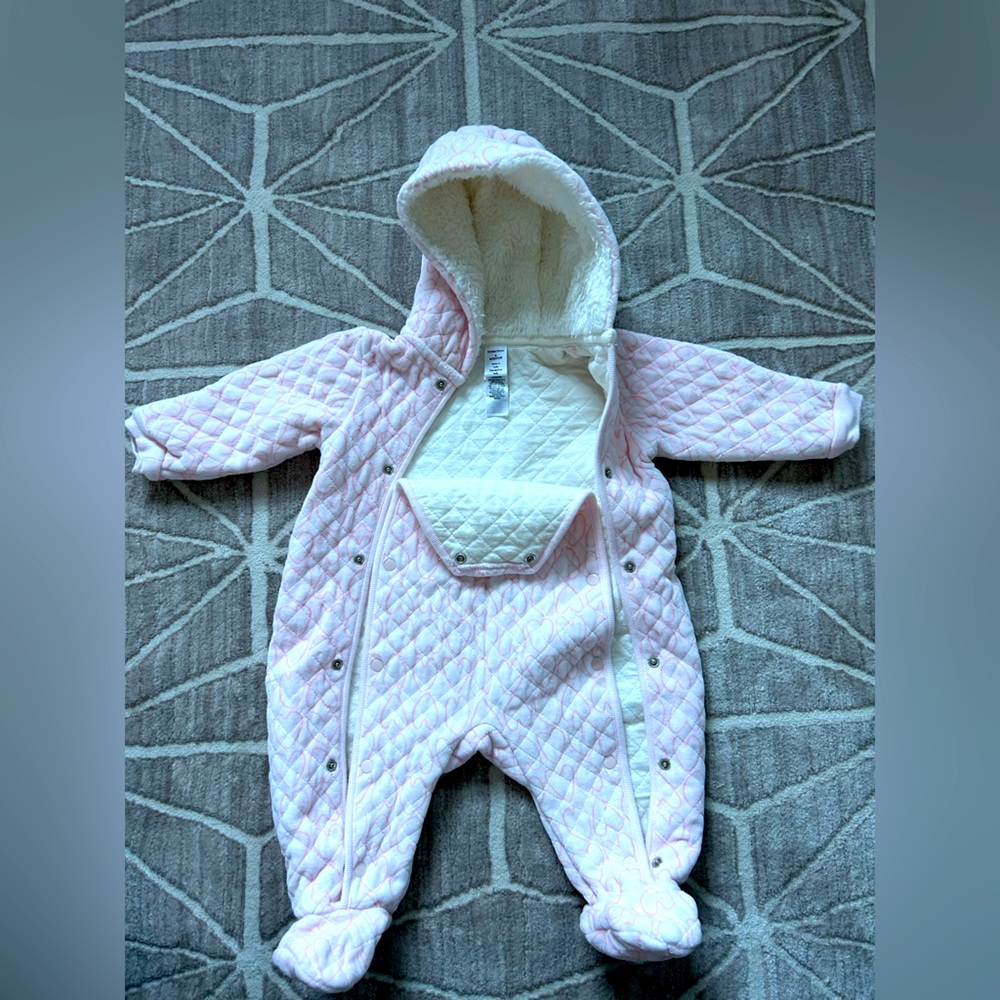 EUC Nordstrom baby girl warm jumpsuit (6 months)